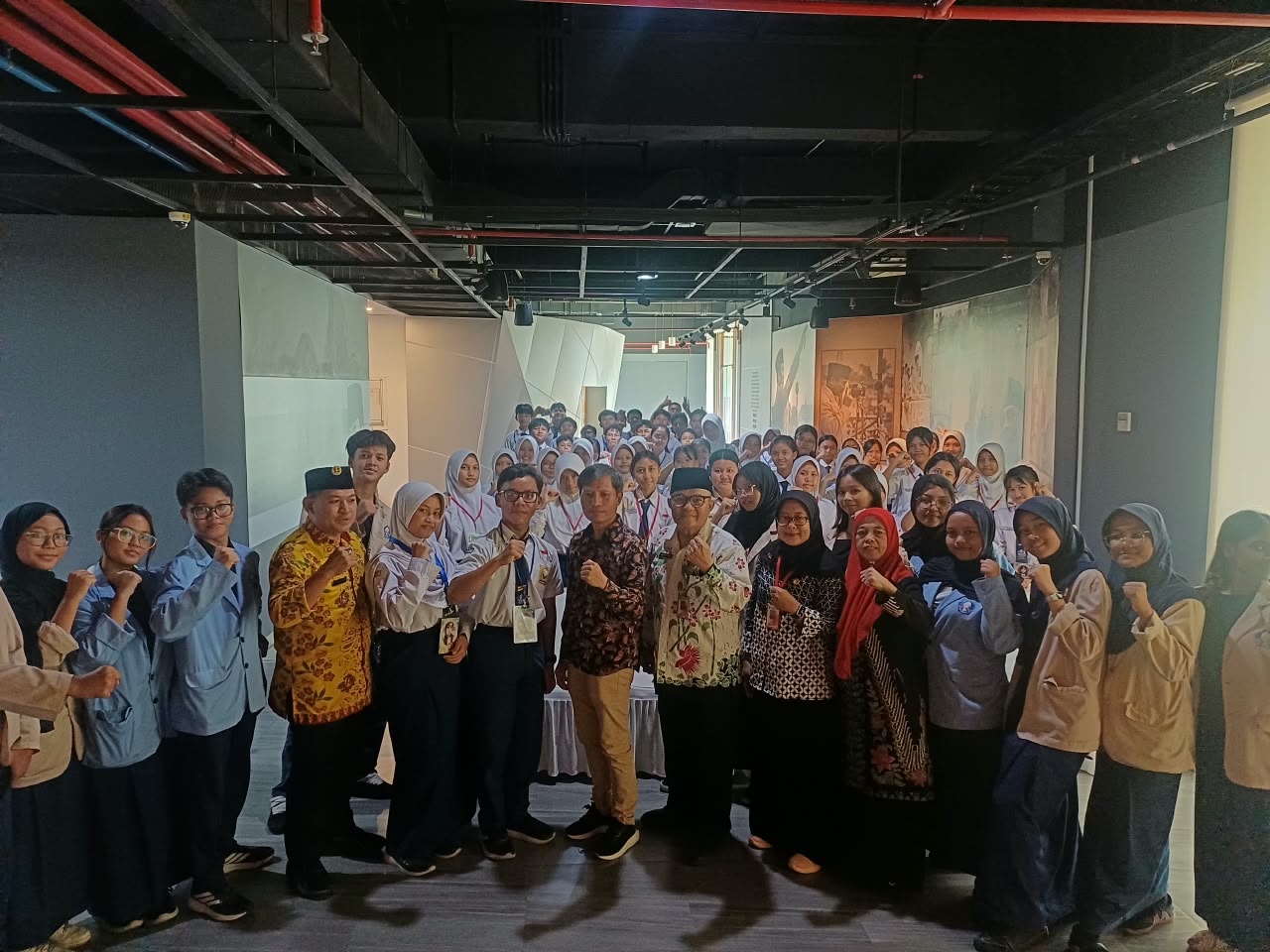 Dari Arsip Sukarno, Siswa SMPN 63 Jakarta Belajar Nilai Kepemimpinan