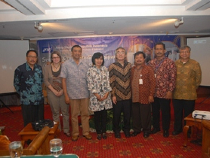 SEMINAR PUSAT STUDI KEARSIPAN (CENTER OF EXELLENCE)