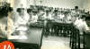 Foto Wakil Presiden Mohammad Hatta menyampaikan laporan pada sidang BP Komite Nasional Indonesia Pusat pada tanggal 14 Februari 1948 di Yogyakarta.