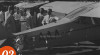Foto Upacara Penerbangan Sipil Pertama oleh Lulusan Akademi Penerbang Kementerian Perhubungan pada 2 Maret 1953 di lapangan terbang Kemayoran.