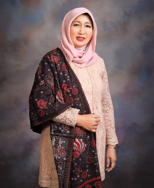 Rini Agustiani, SH, MAP